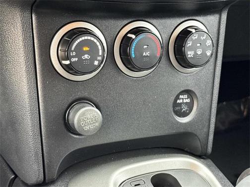 2013 Nissan Rogue SV