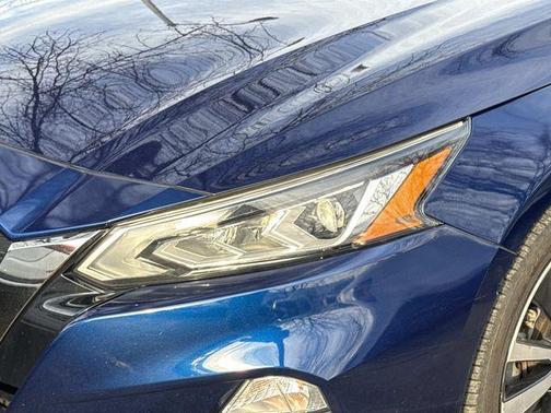 2021 Nissan Altima SR FWD