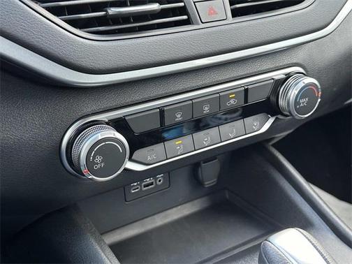 2025 Nissan Altima S FWD