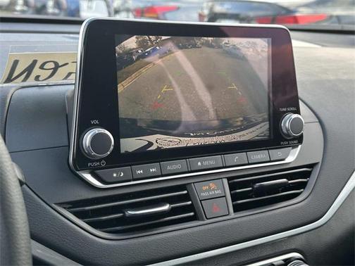 2025 Nissan Altima S FWD