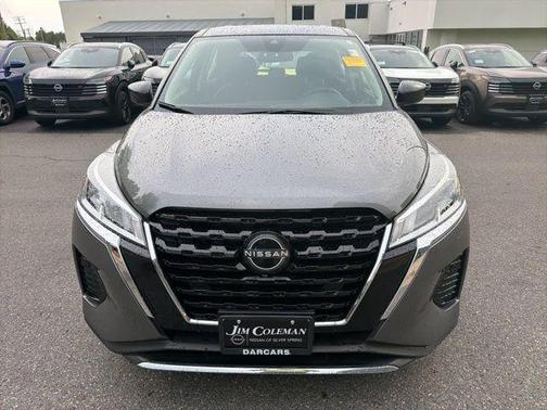 Gun Metallic 2023 Nissan Kicks S