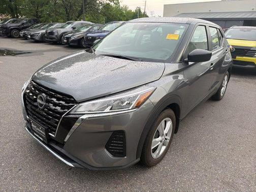 Gun Metallic 2023 Nissan Kicks S