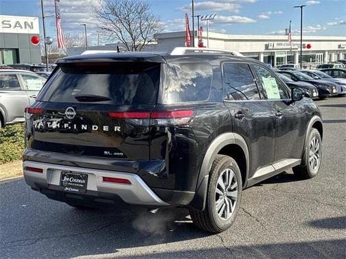 2025 Nissan Pathfinder SL 4WD