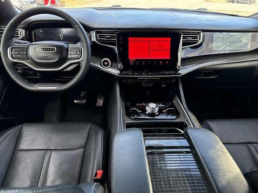 2022 Jeep Wagoneer Series III 4x4