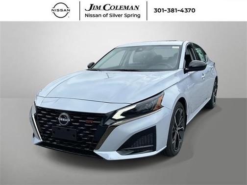 2025 Nissan Altima SR FWD