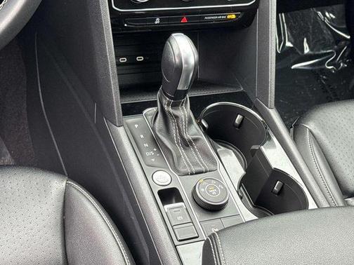 2022 Volkswagen Atlas 3.6L SE w/Technology