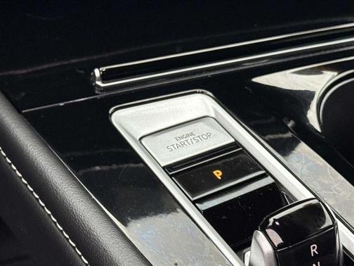 2024 Volkswagen Atlas 2.0T SE w/Technology 4MOTION