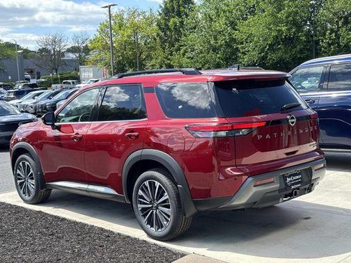 Scarlet Ember Tintcoat 2026 Nissan Pathfinder Platinum