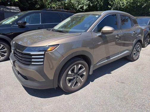 Canyon Bronze Metallic 2025 Nissan Kicks SV