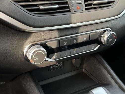 2025 Nissan Altima S FWD