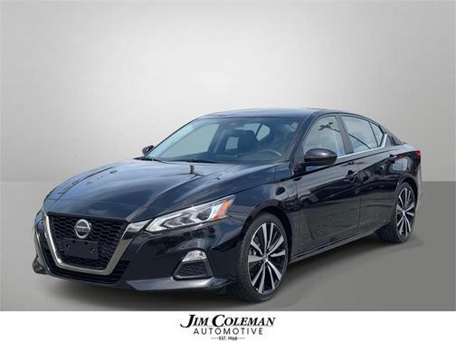 2022 Nissan Altima SR FWD