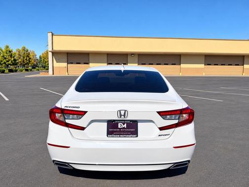 Platinum White Pearl 2019 Honda Accord Sport
