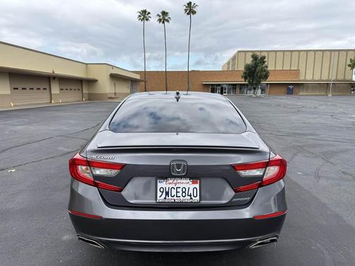 Modern Steel Metallic 2018 Honda Accord Sport
