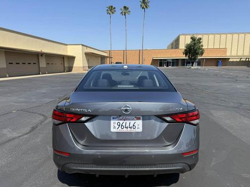 Gun Metallic 2022 Nissan Sentra SV
