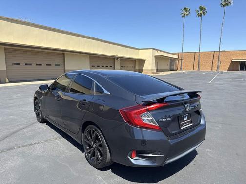 Modern Steel Metallic 2018 Honda Civic LX