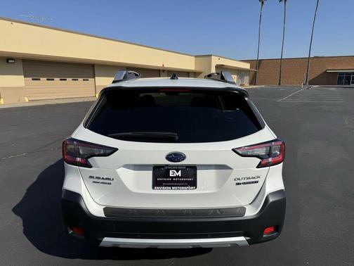 2023 Subaru Outback Touring XT