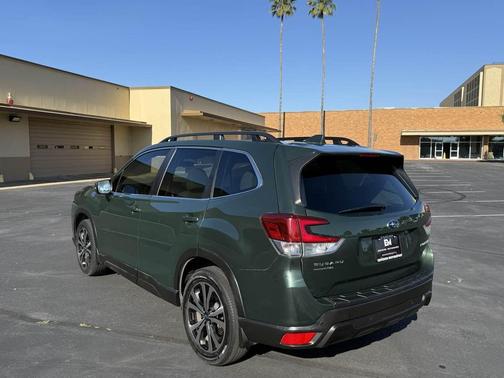 Cascade Green Silica 2022 Subaru Forester Limited