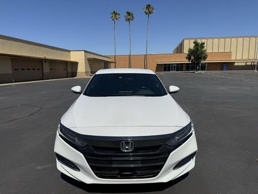 Platinum White Pearl 2020 Honda Accord Sport 1.5T