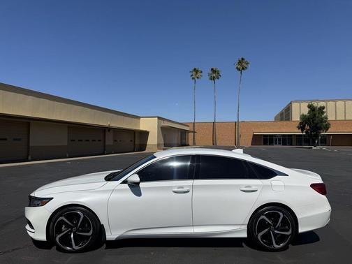 Platinum White Pearl 2020 Honda Accord Sport 1.5T
