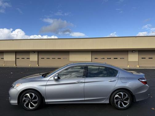2017 Honda Accord EX-L