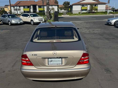 2001 Mercedes-Benz S-Class Base