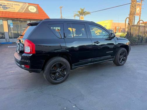 2012 Jeep Compass Sport