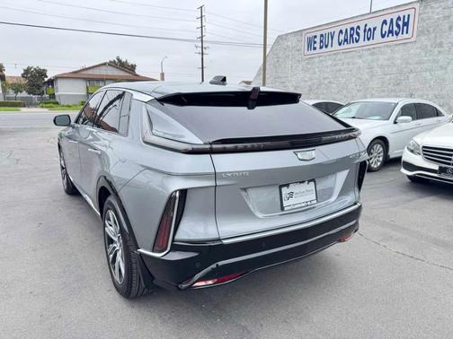 2024 Cadillac LYRIQ Luxury