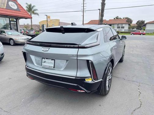 2024 Cadillac LYRIQ Luxury