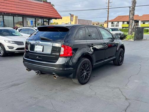Tuxedo Black Metallic 2013 Ford Edge Limited
