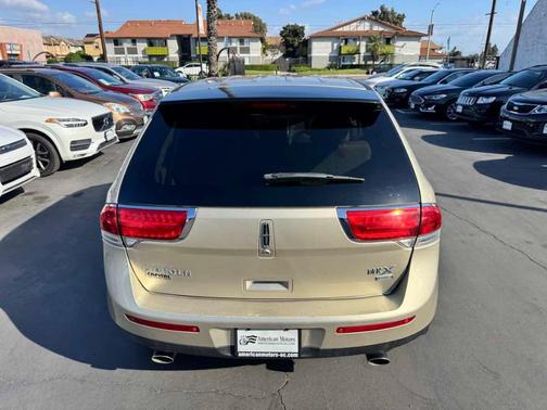 2011 Lincoln MKX Base