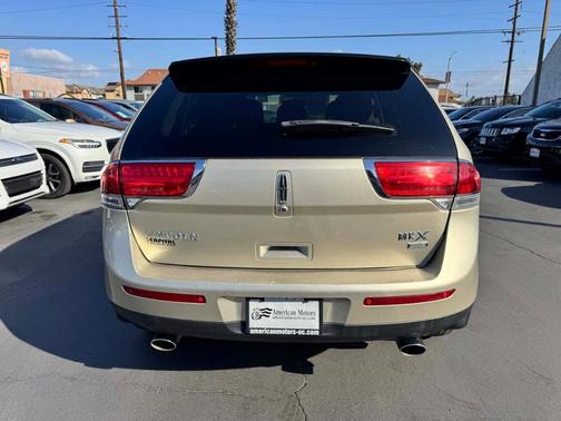 2011 Lincoln MKX Base