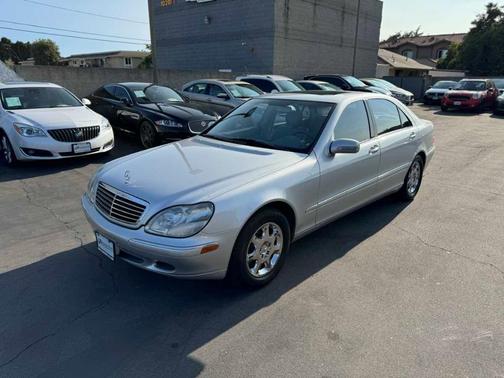 2000 Mercedes-Benz S-Class Base