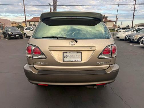 2002 Lexus RX 300 Base (A4)