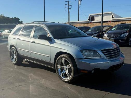 2005 Chrysler Pacifica Touring