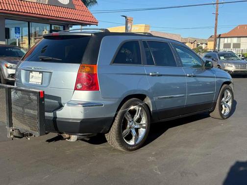 2005 Chrysler Pacifica Touring
