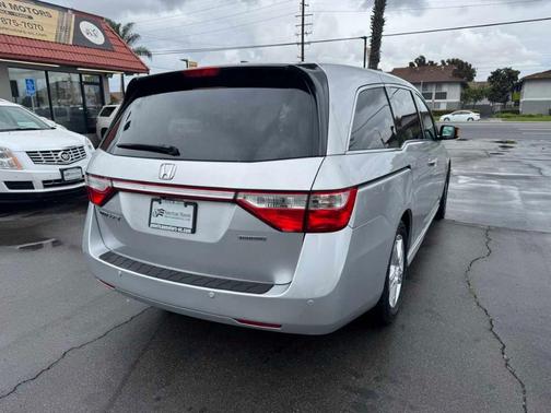 2011 Honda Odyssey Touring Elite