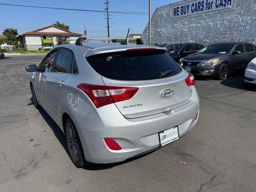 2017 Hyundai Elantra GT Base