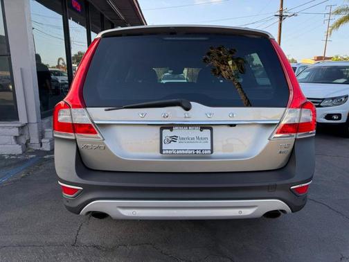 2016 Volvo XC70 T5 Platinum