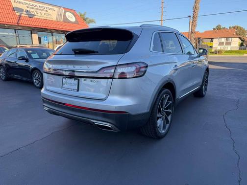 2019 Lincoln Nautilus Reserve