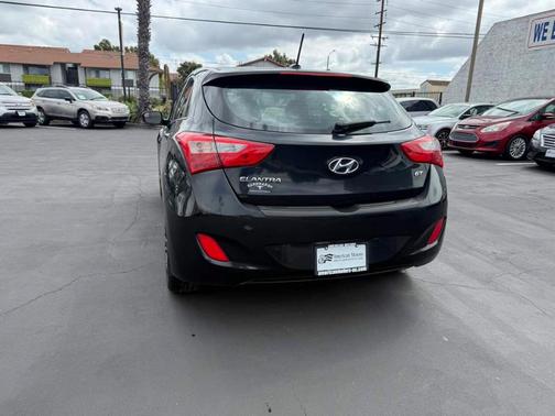2016 Hyundai Elantra GT Base