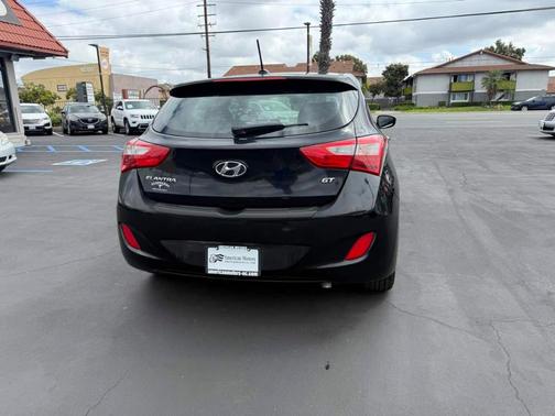 2016 Hyundai Elantra GT Base