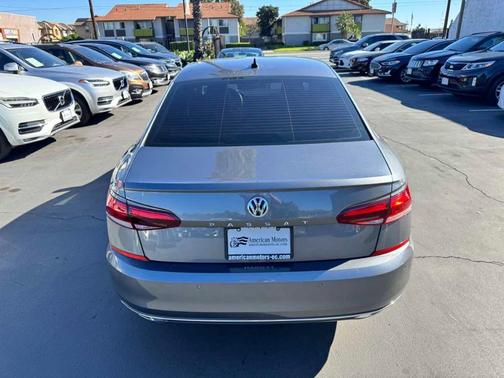 2020 Volkswagen Passat 2.0T SEL