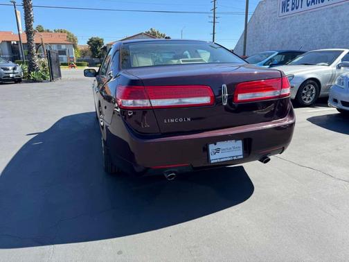 2011 Lincoln MKZ Hybrid Base