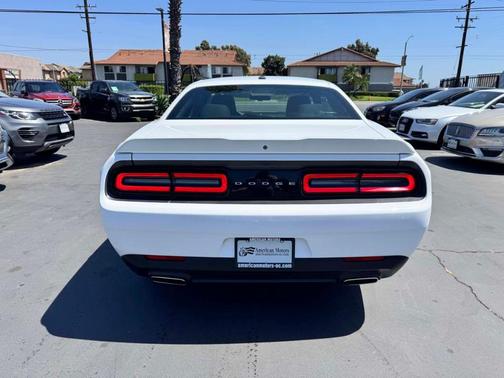 2018 Dodge Challenger SXT