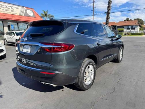 2020 Buick Enclave Essence