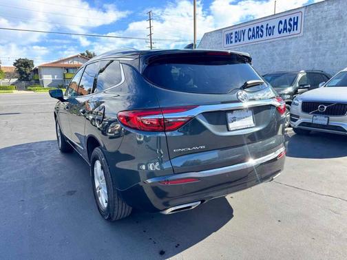 2020 Buick Enclave Essence