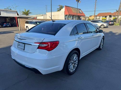 2012 Chrysler 200 Limited