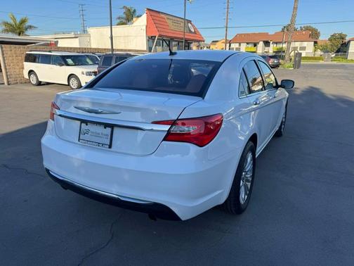 2012 Chrysler 200 Limited