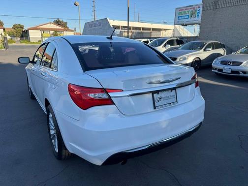 2012 Chrysler 200 Limited