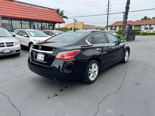 Super Black 2015 Nissan Altima 2.5 SV